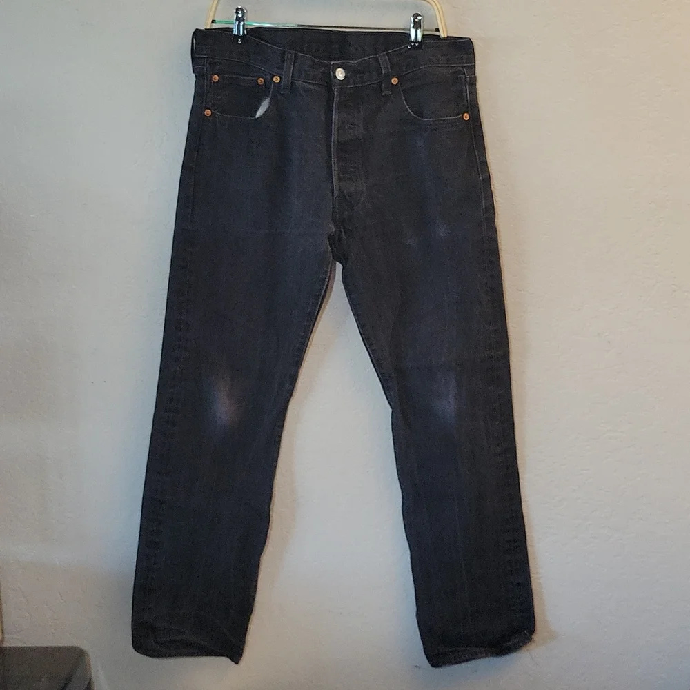 LEVI'S 501 Well Worn Broken In Button Fly Jeans 34